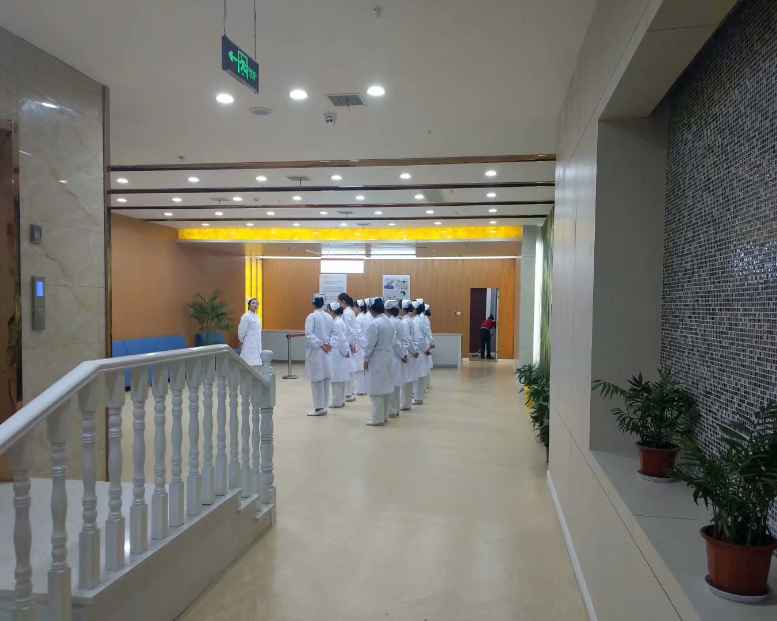 采血臺、采血等候區(qū)